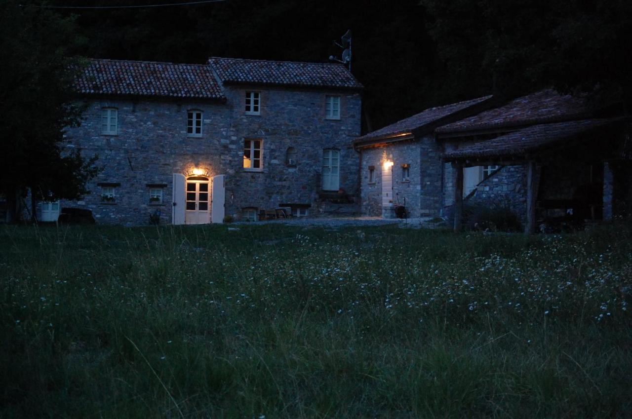 Country-Chic B&B "Il Pozzo E La Macina" Bardi Exteriör bild