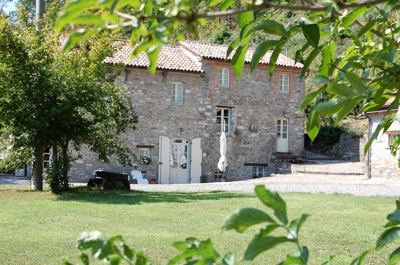 Country-Chic B&B "Il Pozzo E La Macina" Bardi Exteriör bild