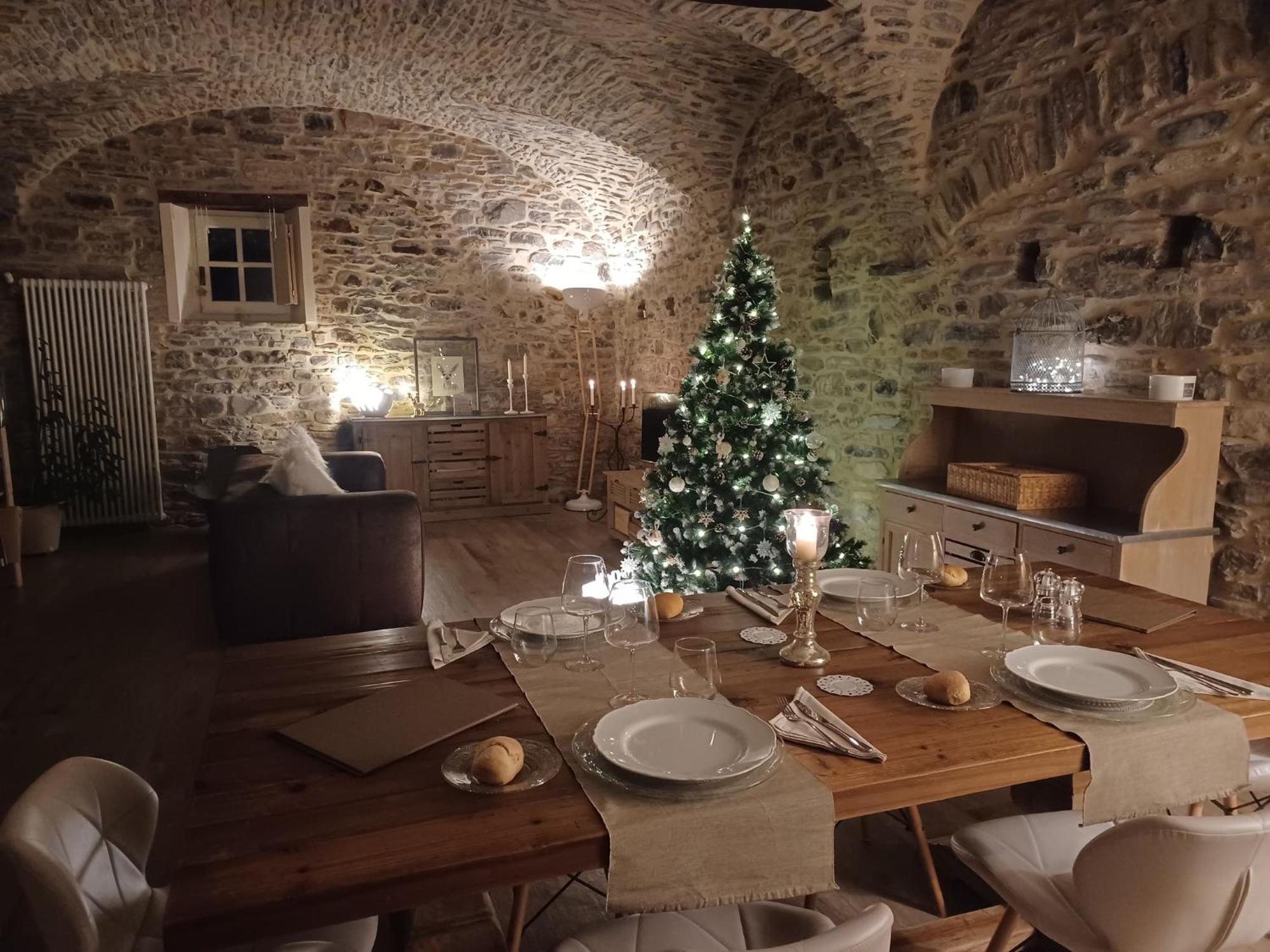 Country-Chic B&B "Il Pozzo E La Macina" Bardi Exteriör bild
